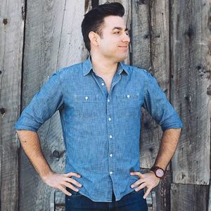 Meet your Posher, Avery